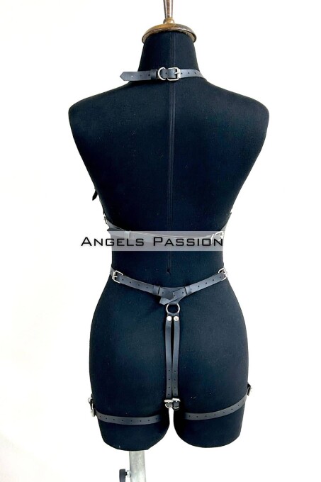 Deri Body Harness, Zincir ve Kelepçeli Fantezi İç Giyim - APFT1098 - 3